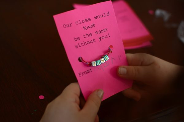 Easy DIY Valentines for kids bracelet and bead valentines